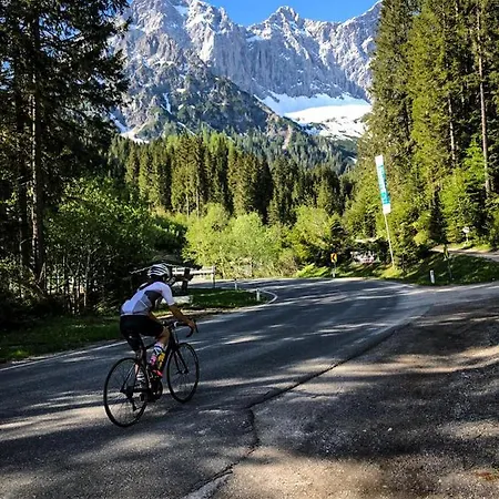 Apartment-kraft Lägenhet *