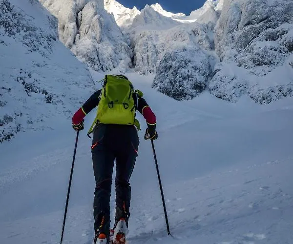 Apartment-kraft Apartman *